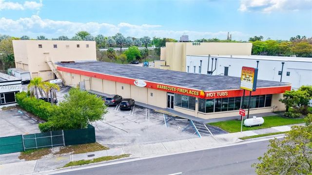 9621 S Dixie Highway, Pinecrest