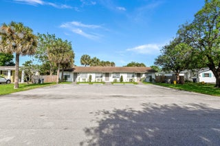 Photo of Listing #B26012872