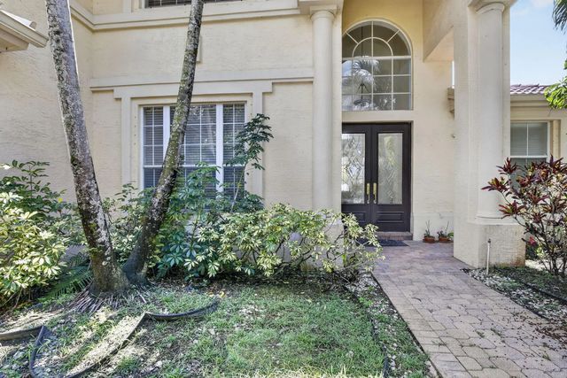 4 of 78 - 13382 Lakepointe Circle, Cooper City, FL