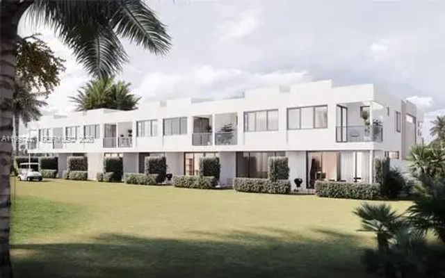 2 of 2 - 730 Cypress Grove Drive, Pompano Beach, FL