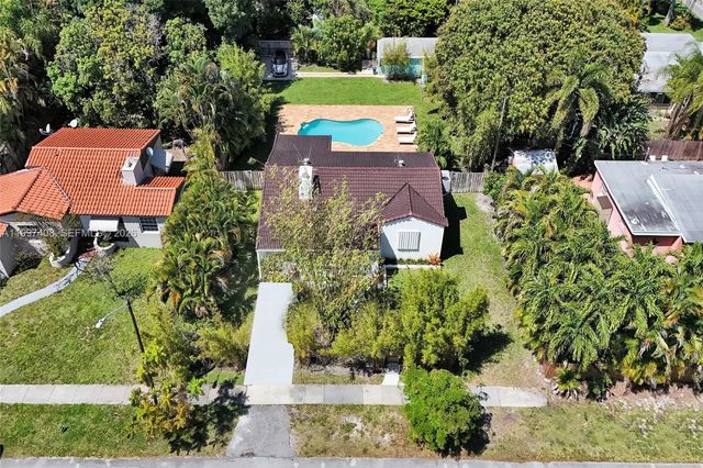 3 of 90 - 1515 Dewey Street, Hollywood, FL