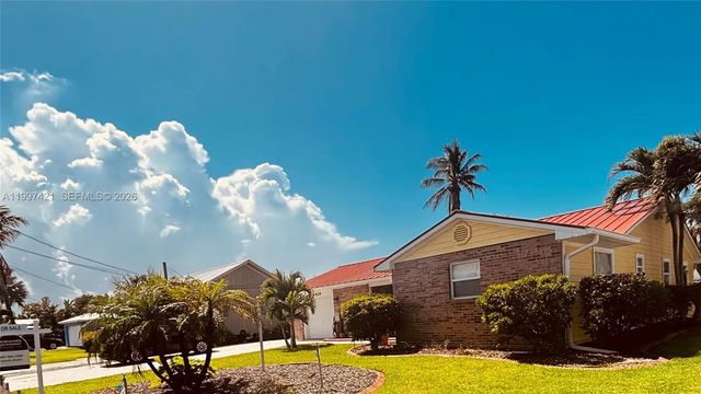 1920 Eucalyptus Avenue, Hutchinson Island