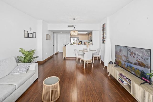 2 of 35 - 140 S Dixie Highway #533, Hollywood, FL
