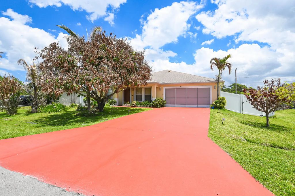 1961 Sw Diamond Street, Port St. Lucie