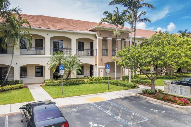 7501 Wiles Road #207, Coral Springs