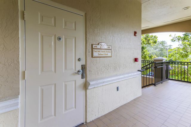 3 of 29 - 7501 Wiles Road #207, Coral Springs, FL