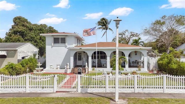 4 of 40 - 1335 Nw 129th Street, North Miami, FL