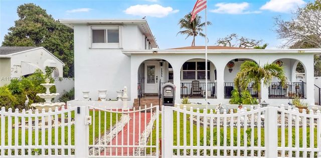 5 of 40 - 1335 Nw 129th Street, North Miami, FL
