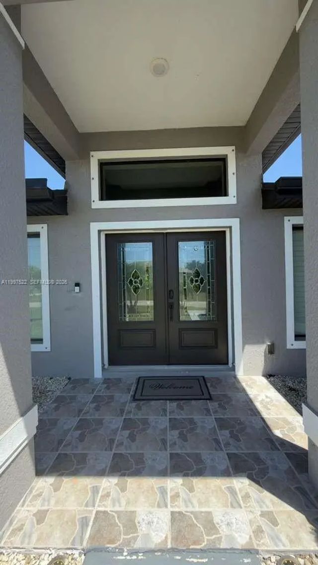 3 of 19 - 4407 Sw 16th Place, Cape Coral, FL