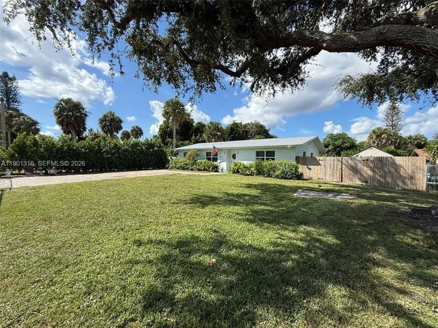 2 of 16 - 9546 Sw Adams Street, Okeechobee, FL