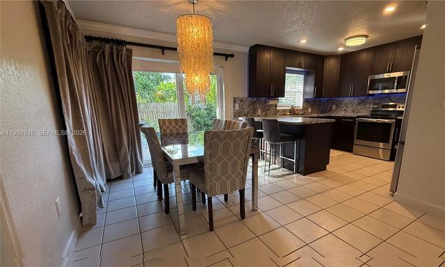 4 of 16 - 9546 Sw Adams Street, Okeechobee, FL