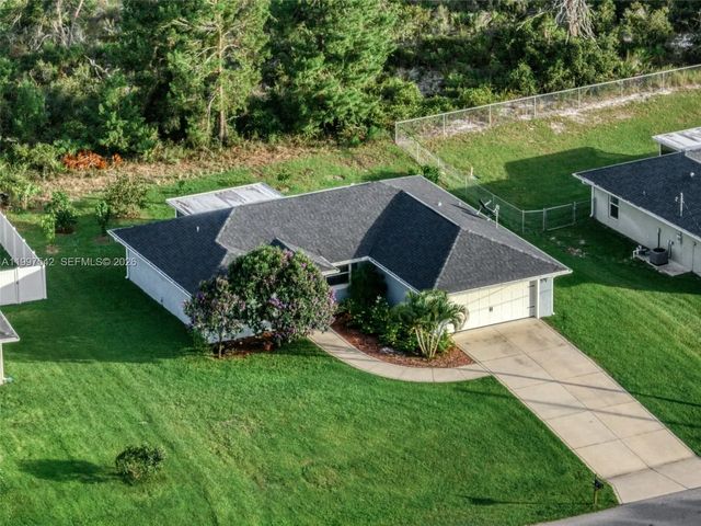 112 Bimini Street Ne, Lake Placid