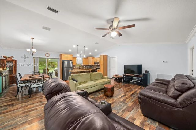 4 of 37 - 112 Bimini Street Ne, Lake Placid, FL