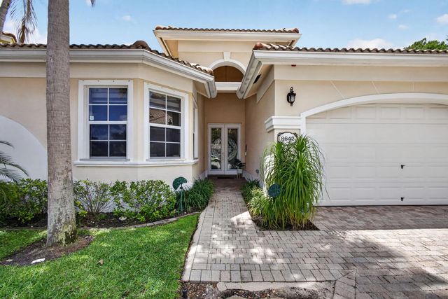 3 of 89 - 8642 Plum Cay, Royal Palm Beach, FL