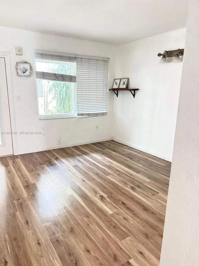 5 of 20 - 655 Meridian Avenue #2, Miami Beach, FL