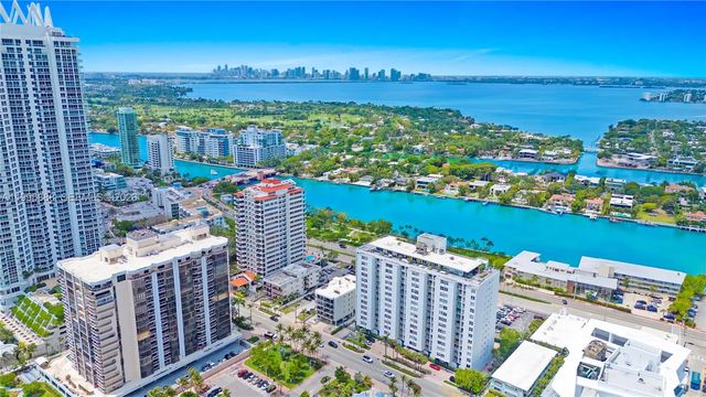 5 of 38 - 6450 Collins Avenue #204, Miami Beach, FL