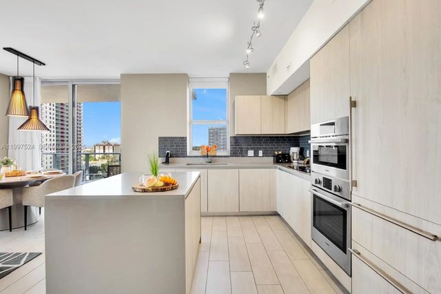 5 of 35 - 4010 S Ocean Drive #r708, Hollywood, FL