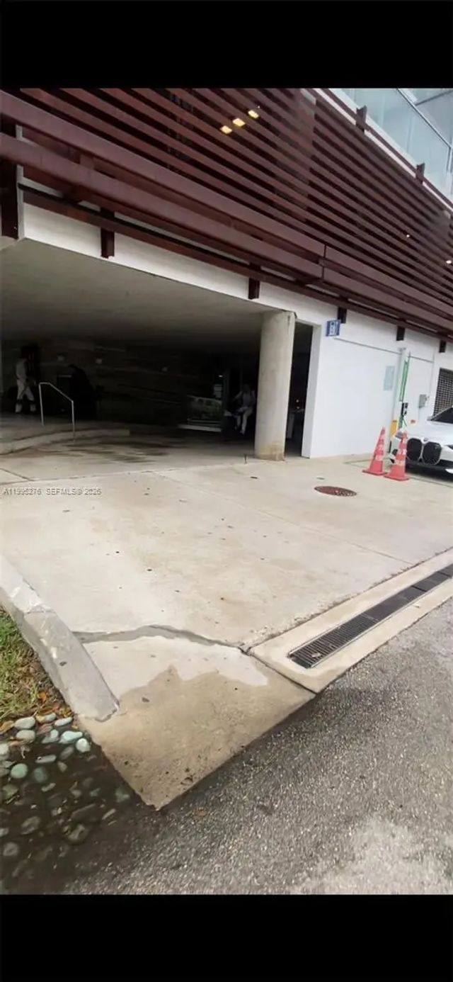 2 of 5 - 1215 W Ave Parking, Miami Beach, FL