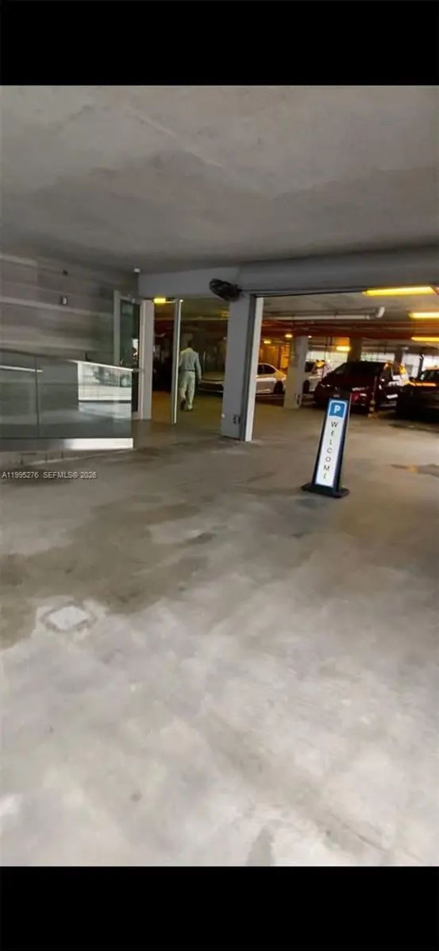 3 of 5 - 1215 W Ave Parking, Miami Beach, FL