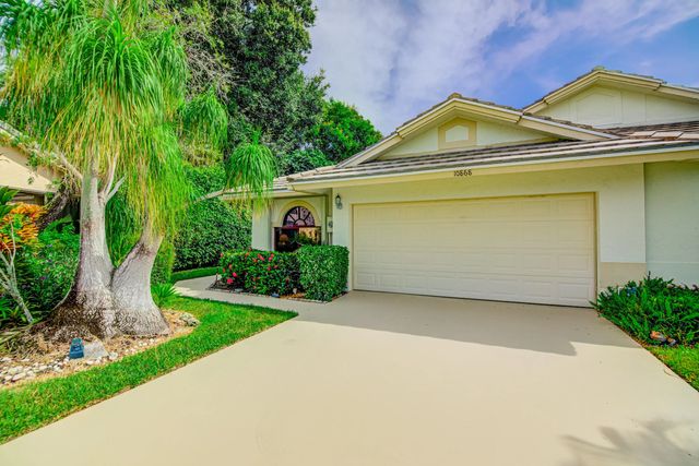 10868 Stafford Circle N, Boynton Beach