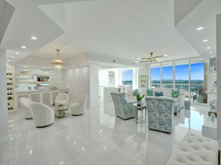 Photo of Listing #B26013012