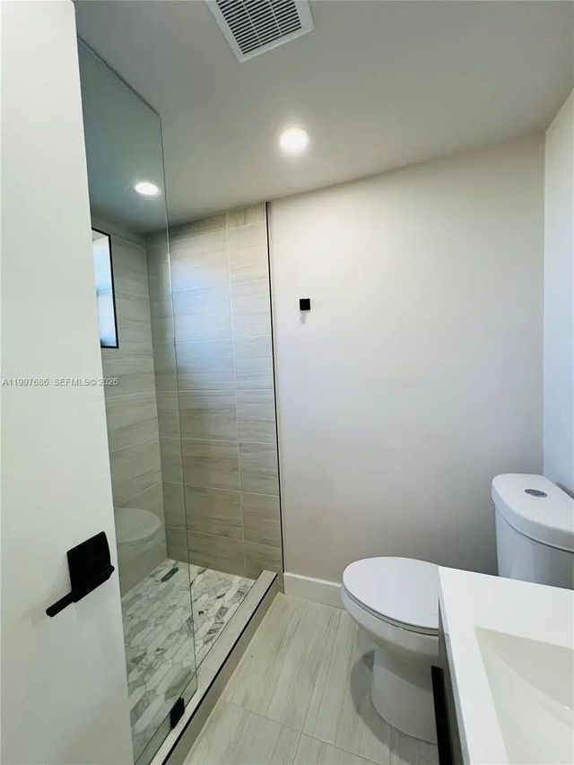 5 of 18 - 3826 Sw 107th Avenue #2-2, Miami, FL