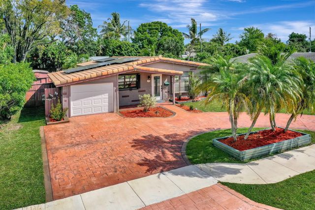 2 of 46 - 831 Nw 39th Street, Oakland Park, FL
