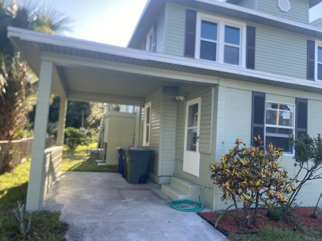 319 N 11th Street, Fort Pierce