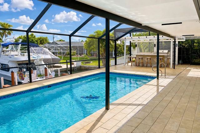 3 of 29 - 808 Sw 52nd Street, Cape Coral, FL