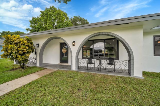 7301 Nw 13th Court, Plantation