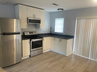 Photo of Listing #B26013129