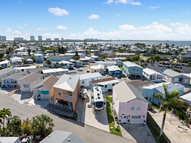 2 of 12 - 340 Nettles Boulevard, Jensen Beach, FL