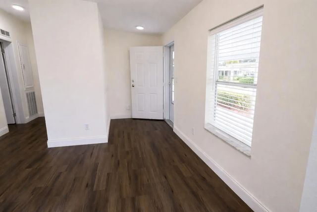 4 of 39 - 3820 Nimblewill Court, Port St. Lucie, FL