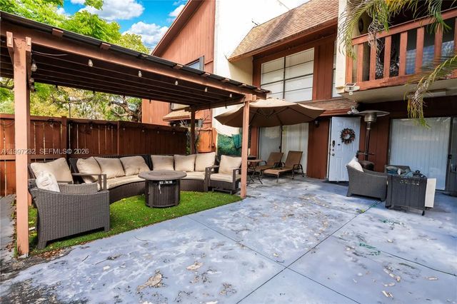 3 of 24 - 6724 Sw 114th Place #e, Miami, FL