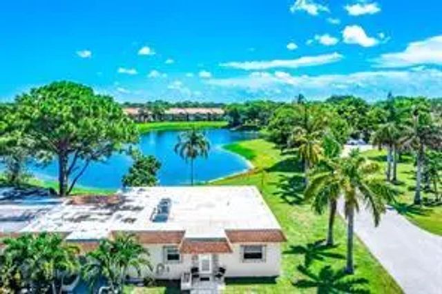 435 Sw Natura Avenue #a, Deerfield Beach