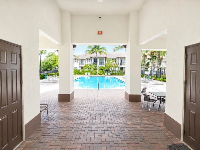 4 of 16 - 4720 Mimosa Place #909, Coconut Creek, FL
