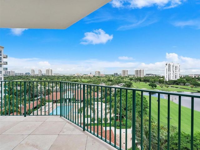 3 of 38 - 20000 E Country Club Drive #1102, Aventura, FL