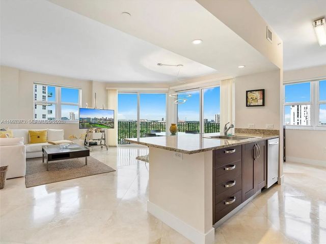 4 of 38 - 20000 E Country Club Drive #1102, Aventura, FL
