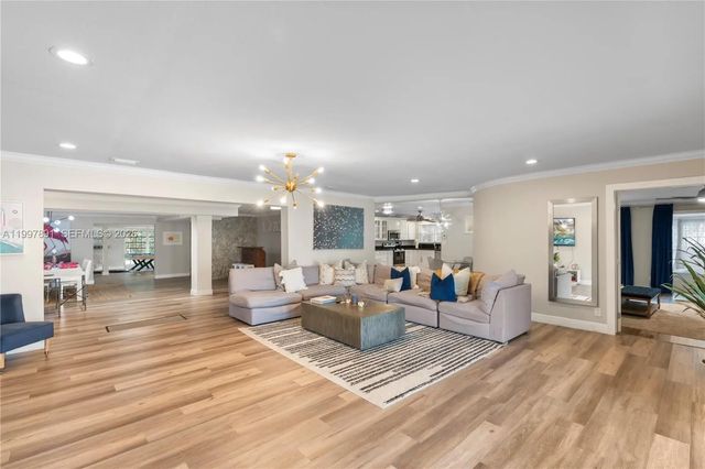 4 of 57 - 1652 Ne 39th Street, Oakland Park, FL