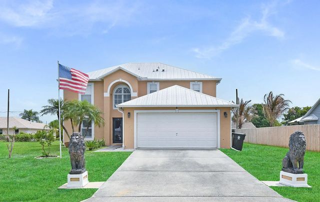 2141 Se Wald Street, Port St. Lucie
