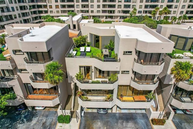201 Crandon Boulevard #163, Key Biscayne