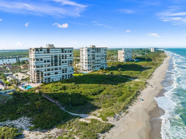 4 of 48 - 3120 N Highway A1a #402, Fort Pierce, FL