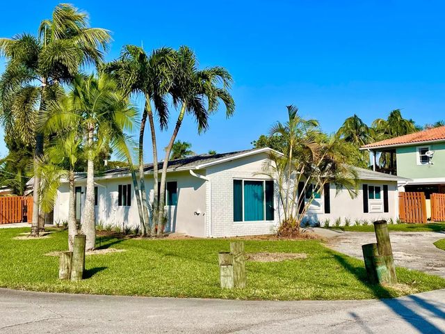 3 of 39 - 2809 Sw 46th Street, Dania Beach, FL