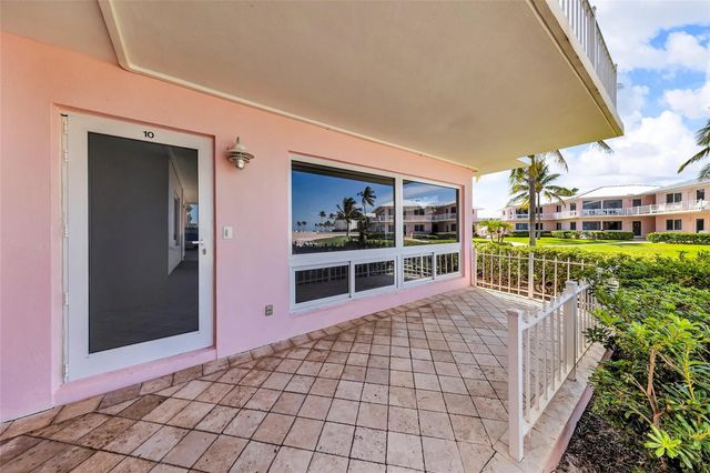 4 of 49 - 1922 S Ocean Lane #10, Fort Lauderdale, FL