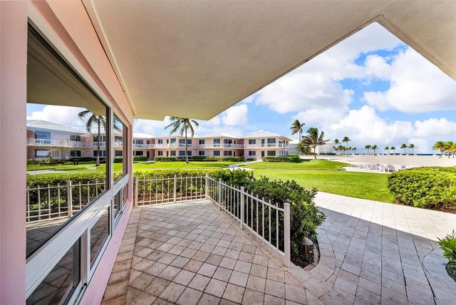 5 of 49 - 1922 S Ocean Lane #10, Fort Lauderdale, FL