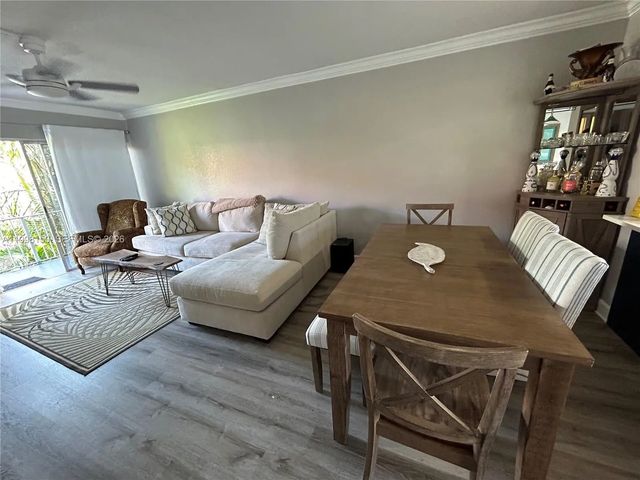 3 of 17 - 725 Hummingbird Way #212, North Palm Beach, FL