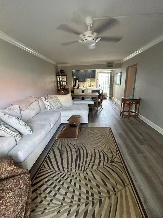 5 of 17 - 725 Hummingbird Way #212, North Palm Beach, FL