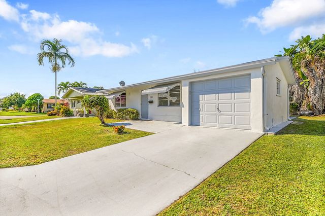 5 of 52 - 5309 Nw 49th Avenue, Tamarac, FL
