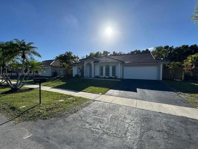 4 of 71 - 427 Sw 169th Terrace, Weston, FL