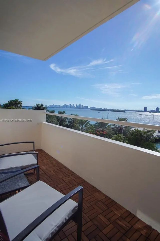 7904 West Drive #501, North Bay Village